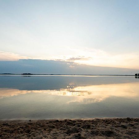 Domek Nad Jeziorem Dobskim - Fuleda 5 Екстериор снимка
